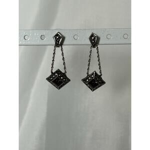 Lovely Vintage Drop Post Earrings By Avon